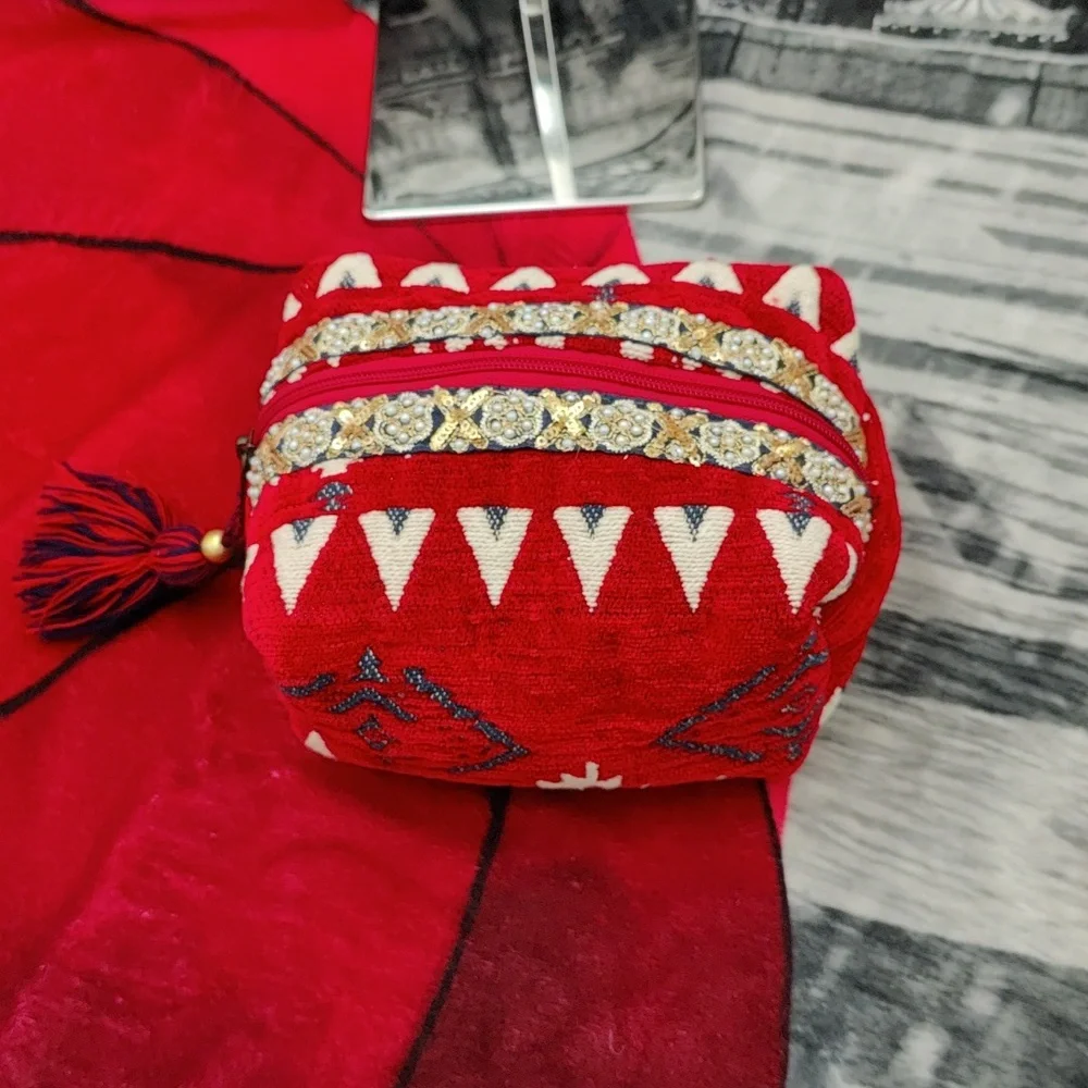 Love Stitch Decorative Bag